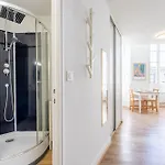 Apartamento 30 M2 Proche Parc Et Tram D Tres Lumineux *