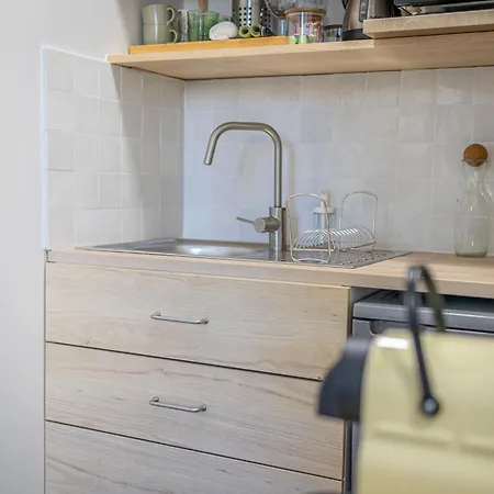 2 30 Et 20 M2 Proche Parc Et Tram D Tres Lumineux * Le Bouscat